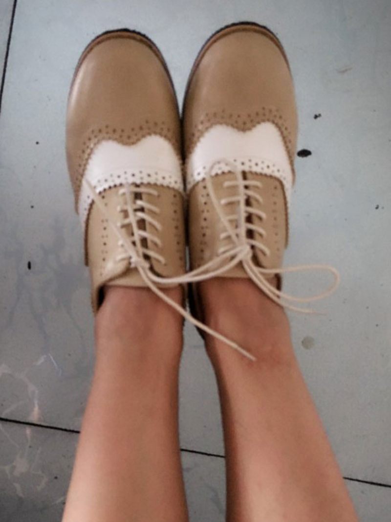 Oxfords À Talons Et Bouts D'ailes Pour Femmes - Beige