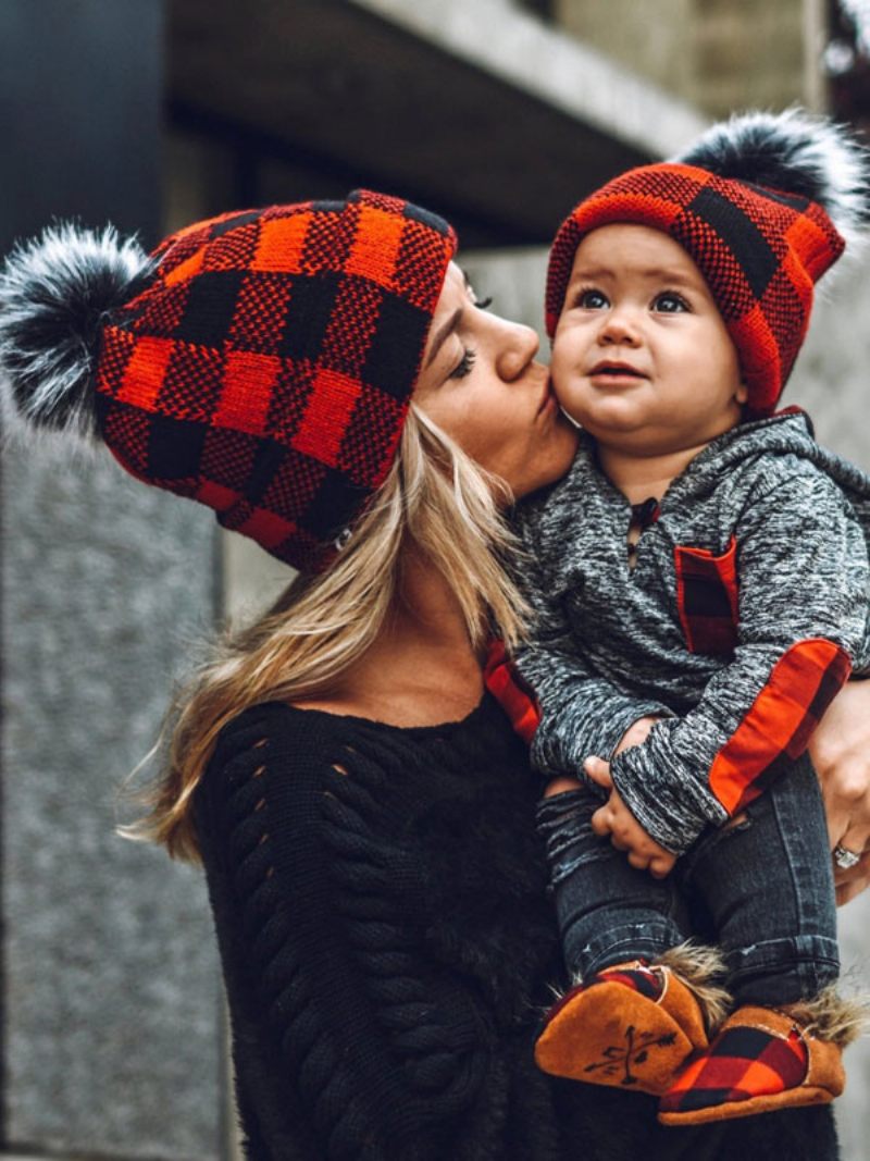 Casquette À Carreaux Pom Poms Crochet Casquettes Pour Femmes Le Printemps Automne Hiver