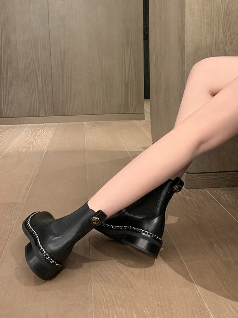 Bottines Chelsea Noires À Bout Rond Et Chaîne Pour Femmes - Noir