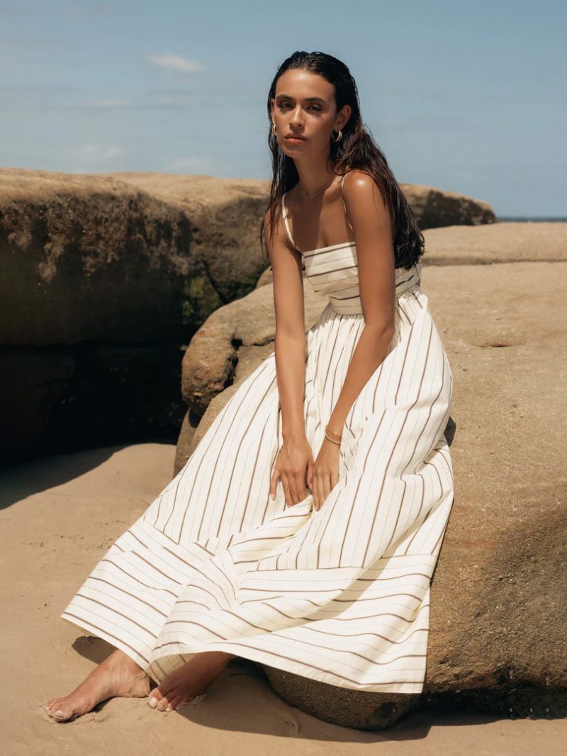 Robe D'été Pour Femmes Bretelles Col Rayures Découpée Dos Nu Abricot Longue Plage